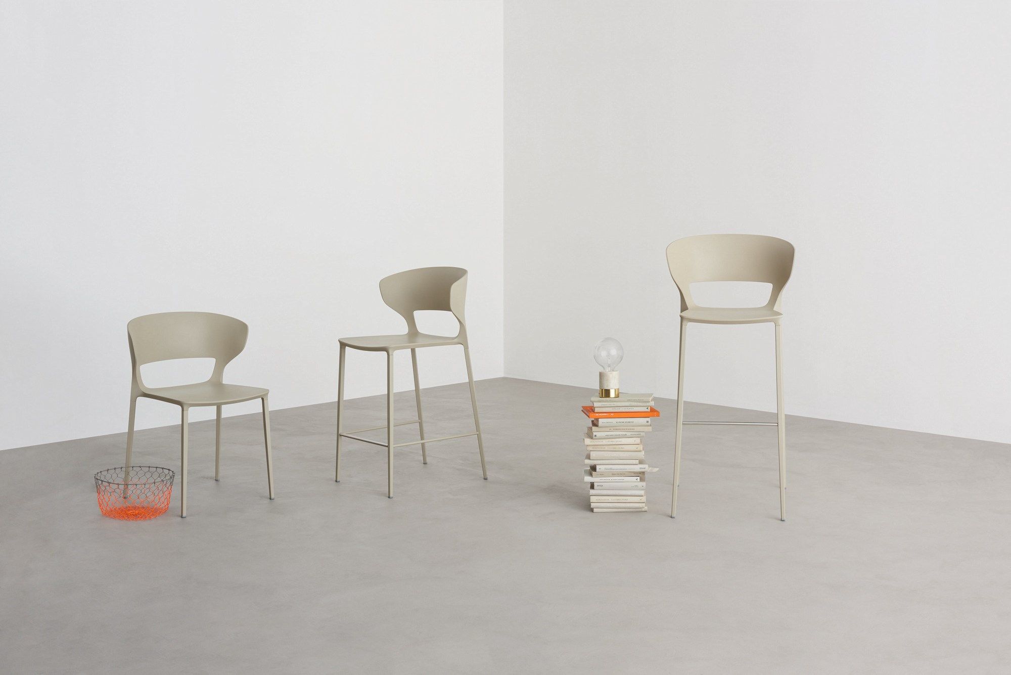 Полиуретановый высокий стул с подставкой для ног Desalto Koki ARCH-00146703 - Вид №2