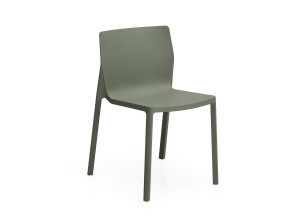 Рециркулированный пластиковый штабелируемый стул