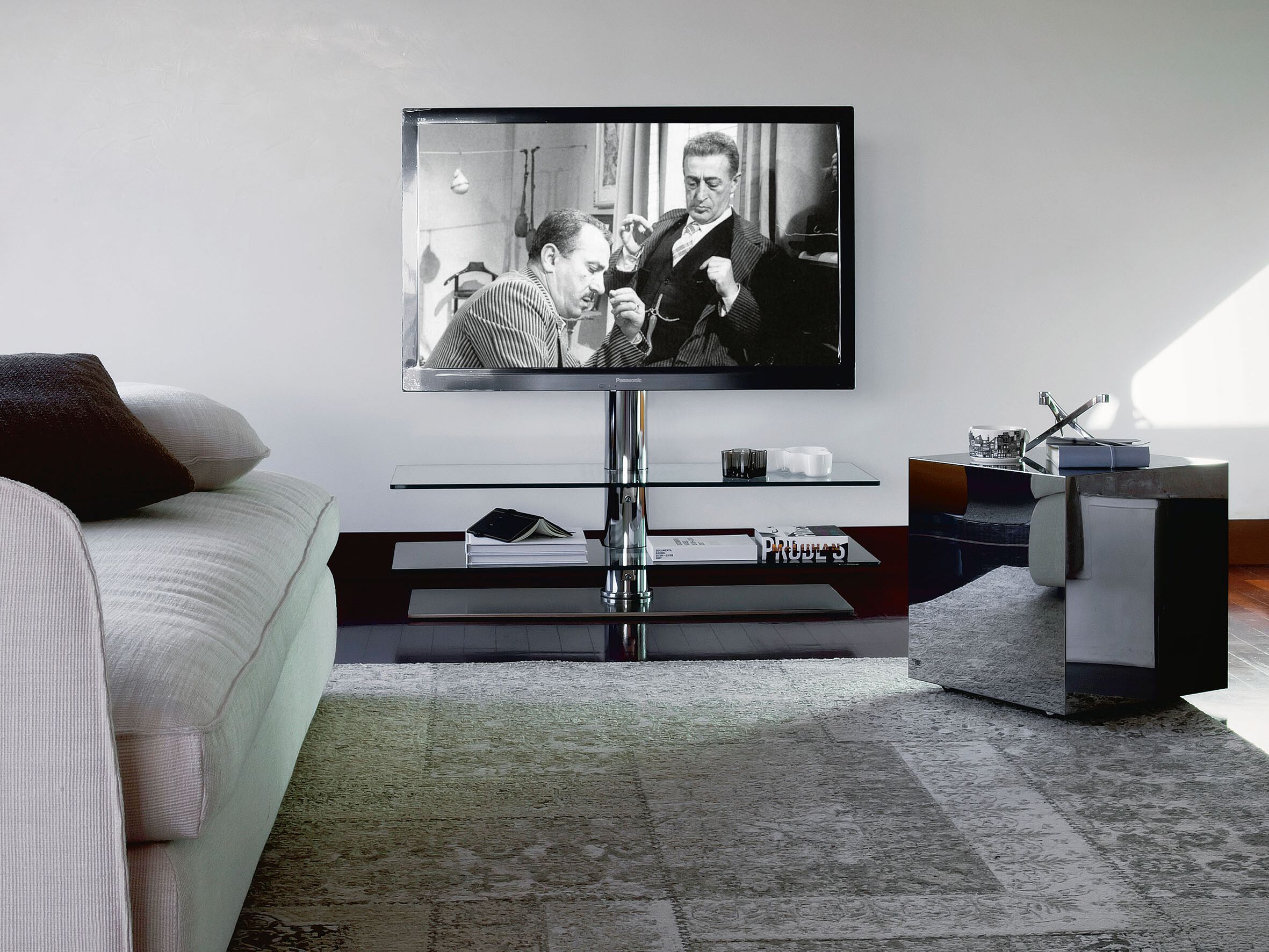 Стальной и хрустальный поворотный ТВ-шкаф Cattelan italia VISION ARCH-00089638