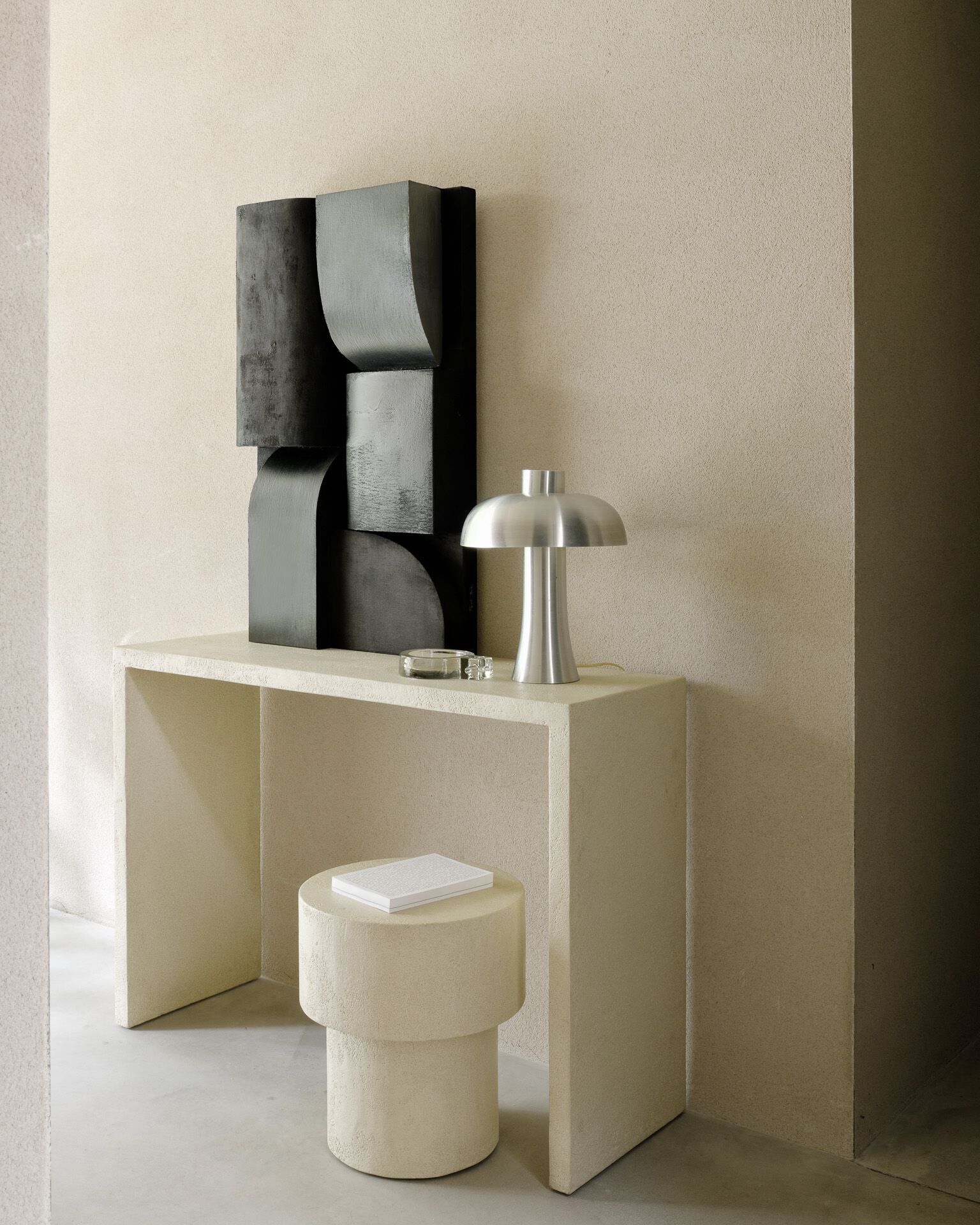 Высокий круглый журнальный столик Ethnicraft Elements ARCH-00001073 - Вид №4