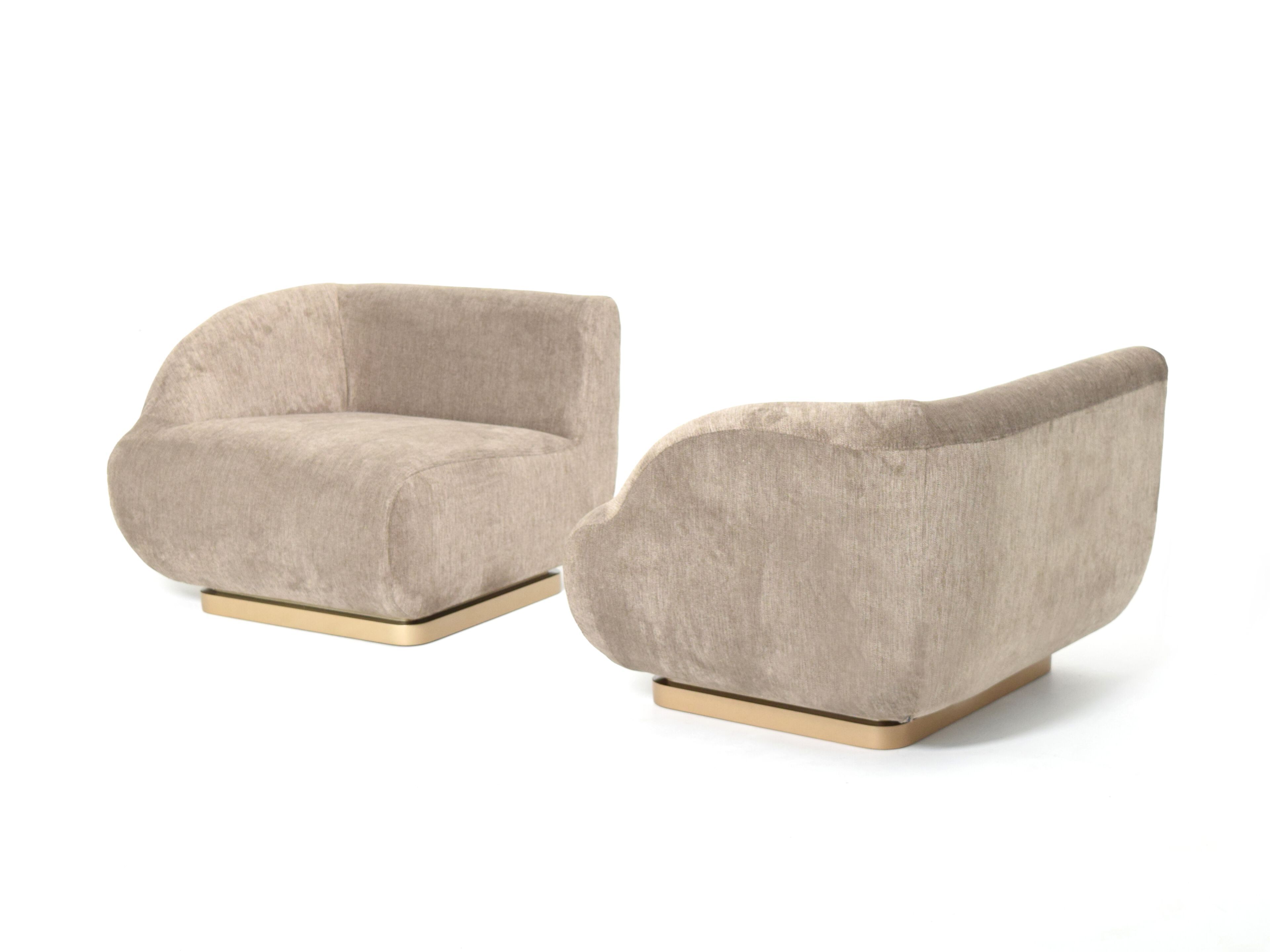 Тканевое кресло с подлокотниками ABLE Мия ARCH-00060037