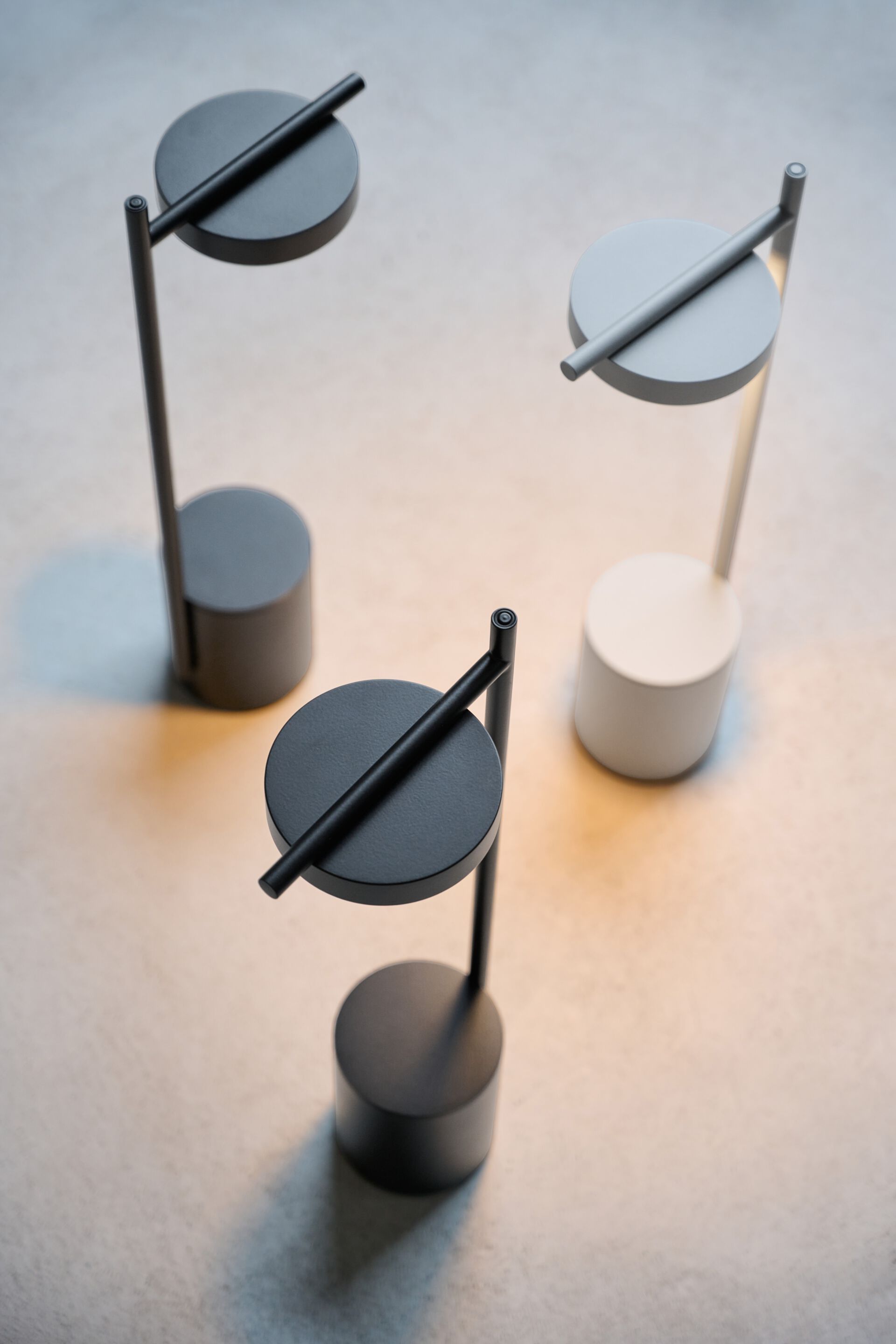 Настольная лампа с зарядкой от USB Grupa Igram ARCH-00107755 - Вид №14