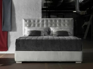 Milano Bedding Двуспальная кровать с обивкой из ткани