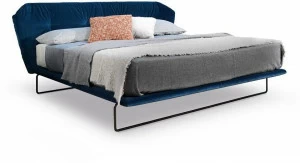 Saba Italia Двуспальная кровать из ткани с мягким изголовьем New york