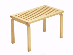 Деревянная скамья