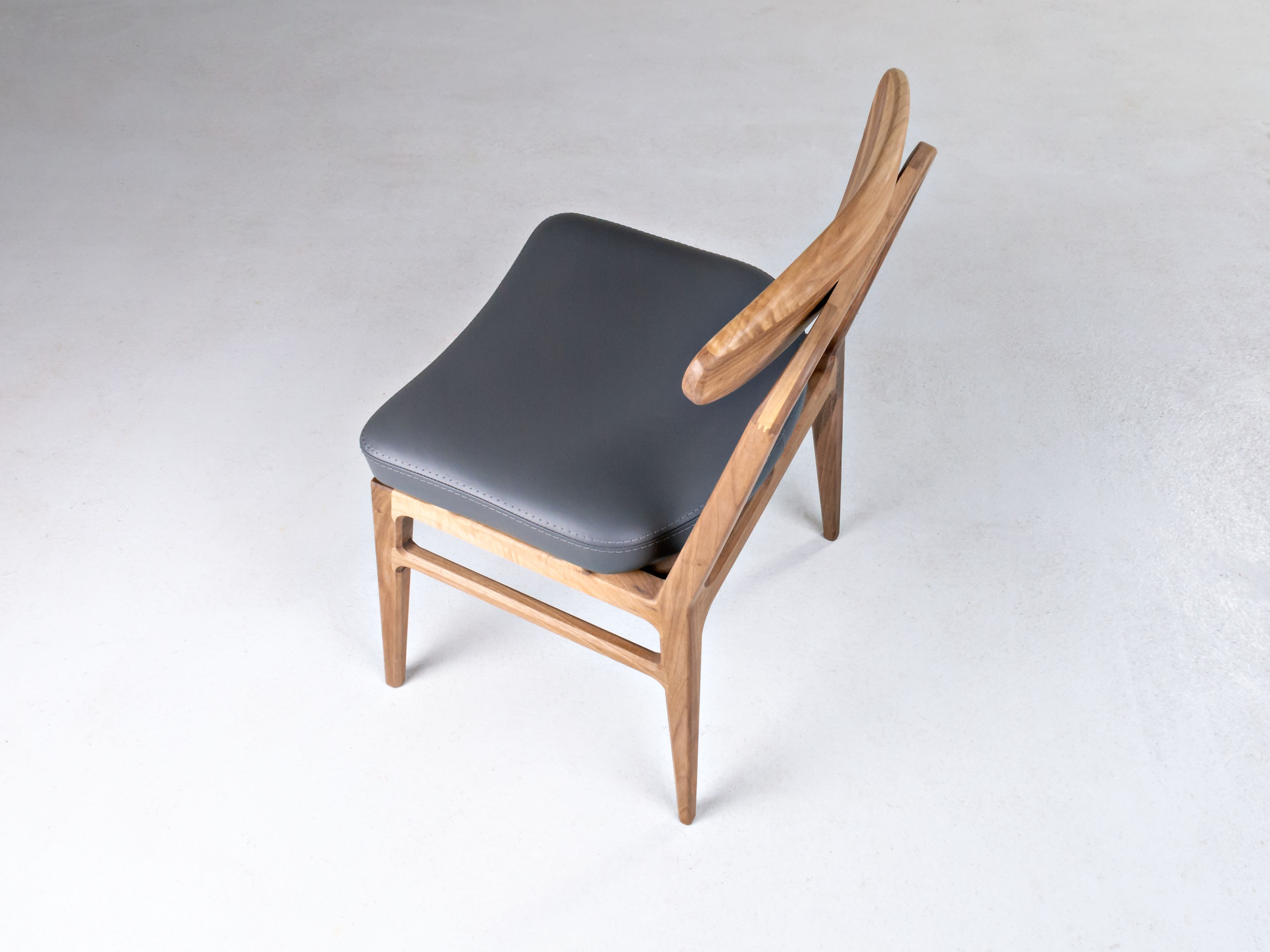 Стул из массива дерева с мягким сиденьем HOOKL und STOOL Labor ARCH-00112954 - Вид №4