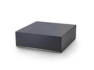 Деревянный квадратный журнальный столик