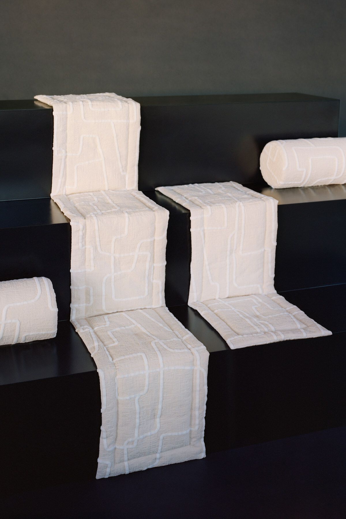 Однотонная обивочная ткань Dedar LIBERABIRINTO ARCH-00003478