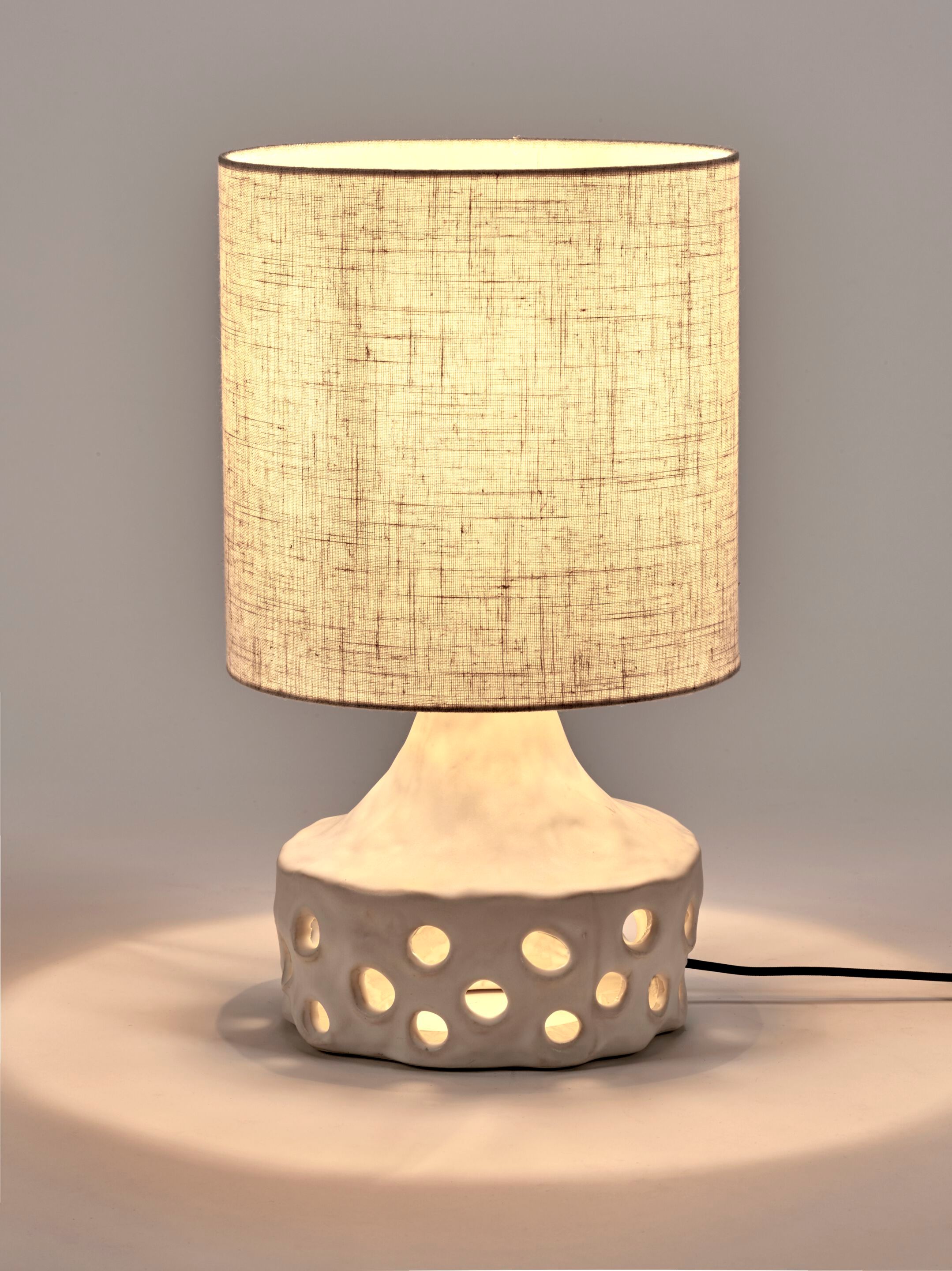 Светодиодная настольная лампа из камня Serax Oya ARCH-00040496 - Вид №2