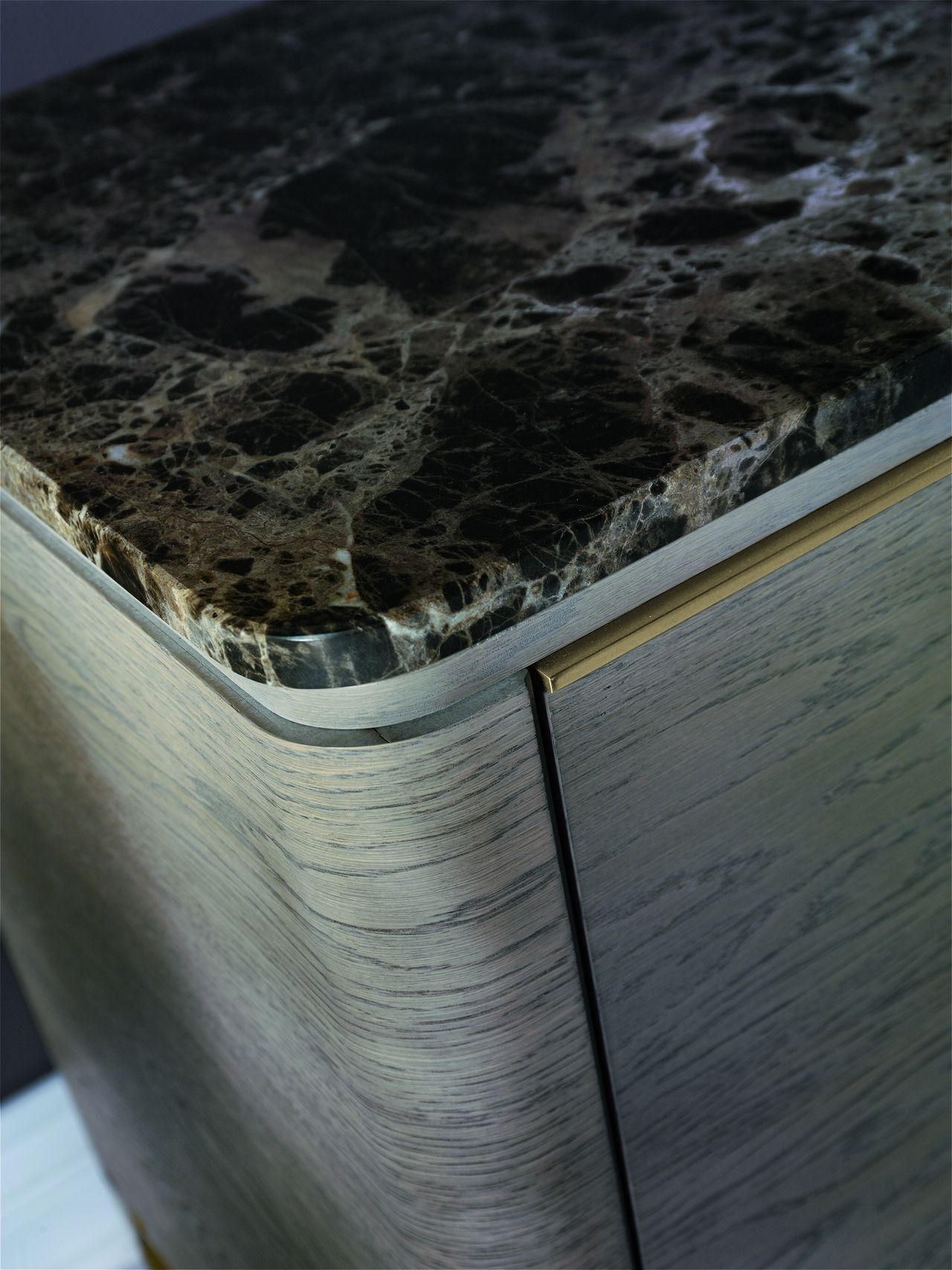 Деревянный шкаф с распашными дверями и мраморной столешницей Hurtado Evolution ARCH-00013915 - Вид №3