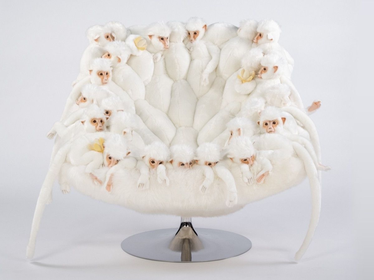 Полиэфирное кресло APCOLLECTION WHITE MONKEY ARCH-00098078