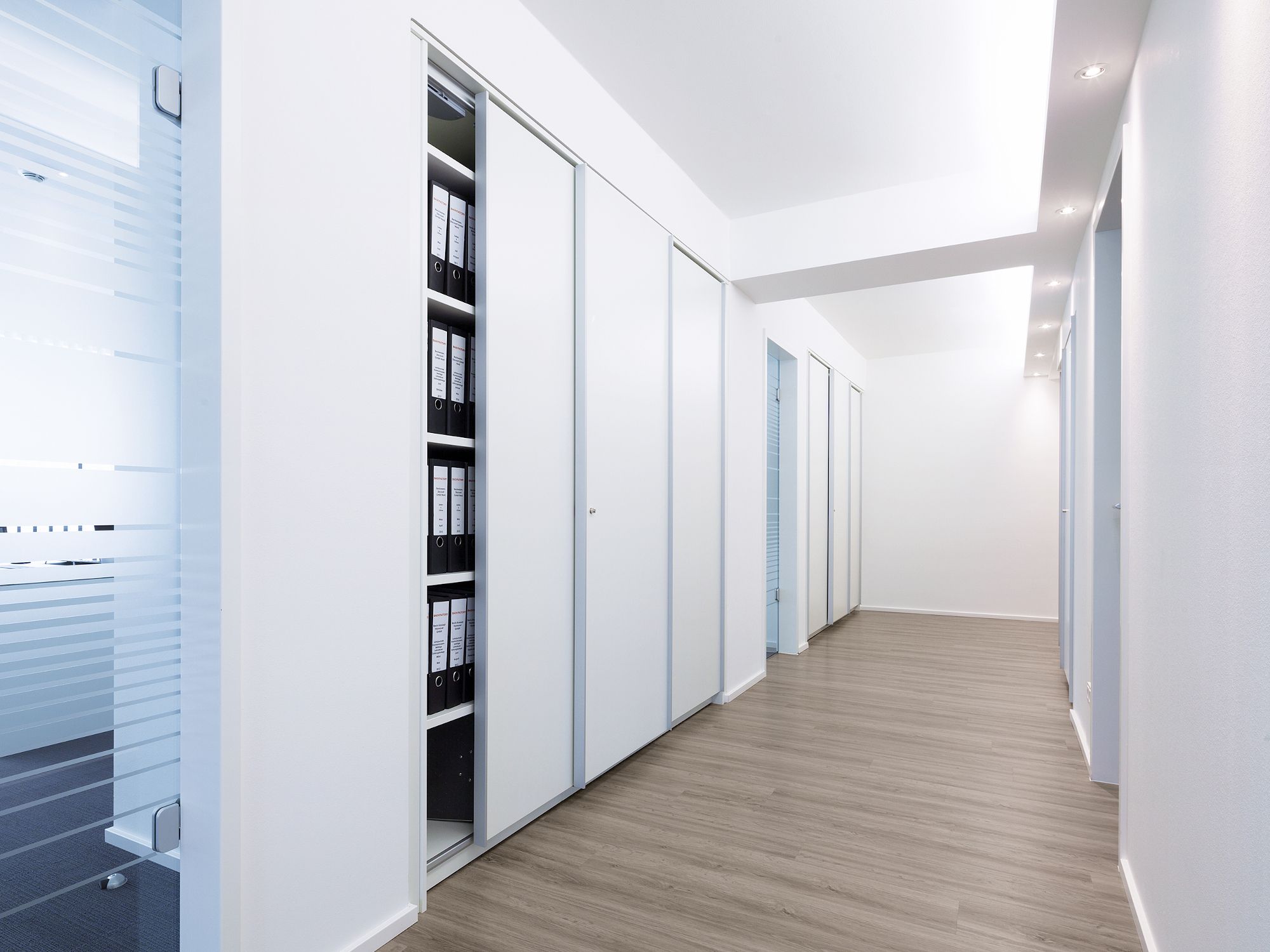 Офисная мебель с раздвижными дверями werner works basic S ARCH-00000403 - Вид №1