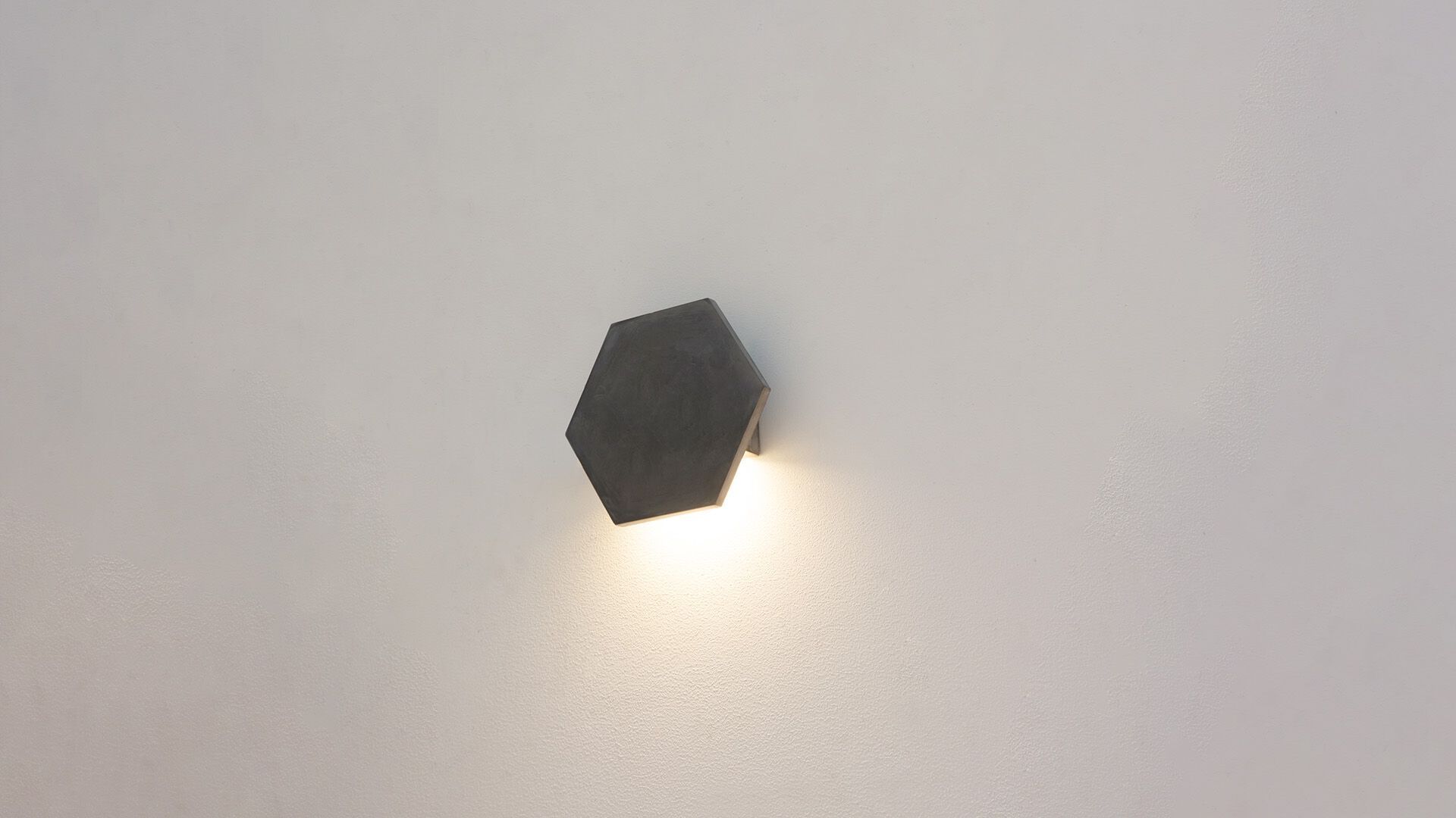 Настенный светильник для наружного освещения в BETALY® 9010 novantadieci HEXA BIG ARCH-00103544 - Вид №1