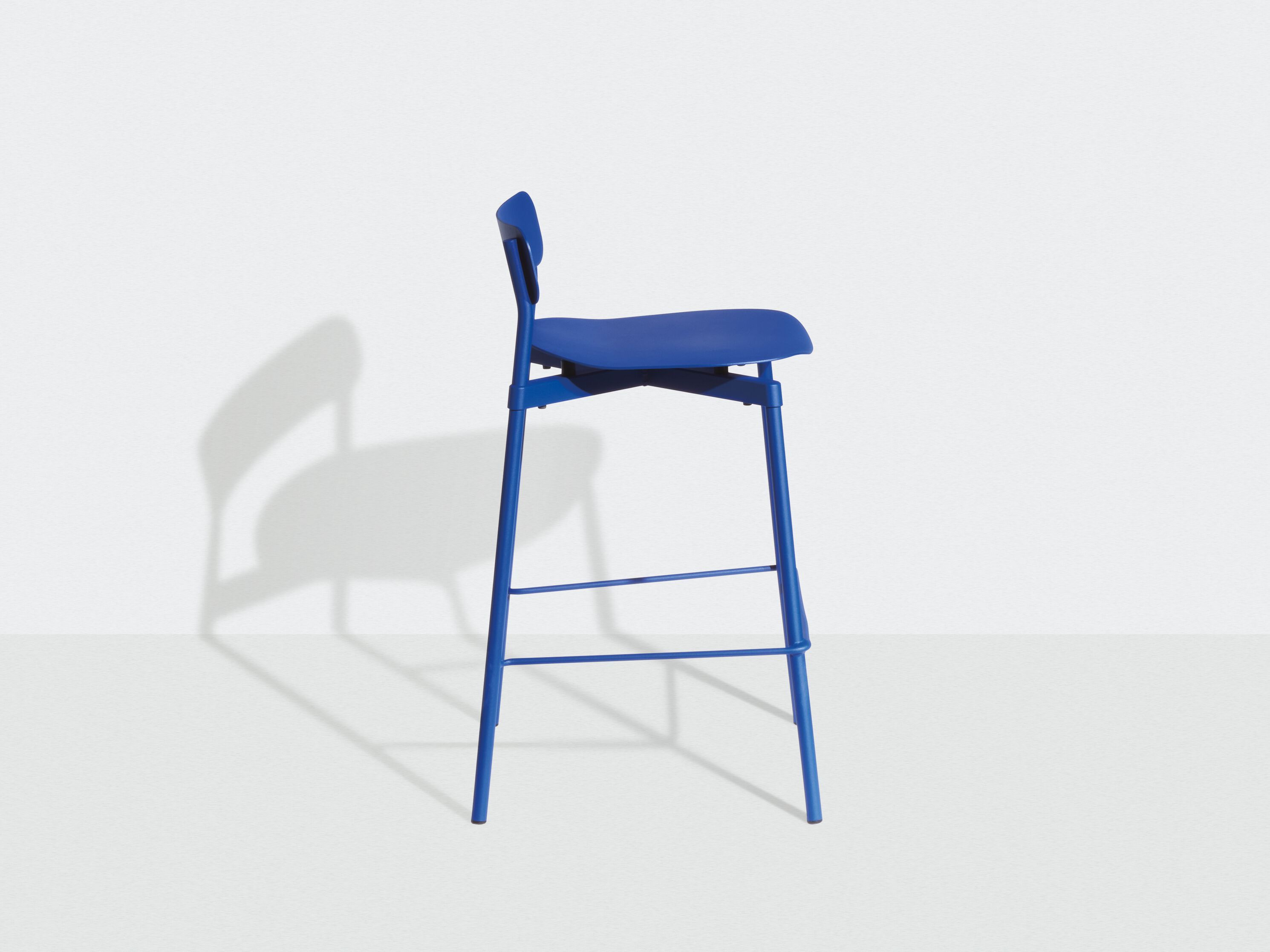 Высокий штабелируемый алюминиевый стул с порошковым покрытием с подставкой для ног Petite Friture Fromme ARCH-00091817 - Вид №22