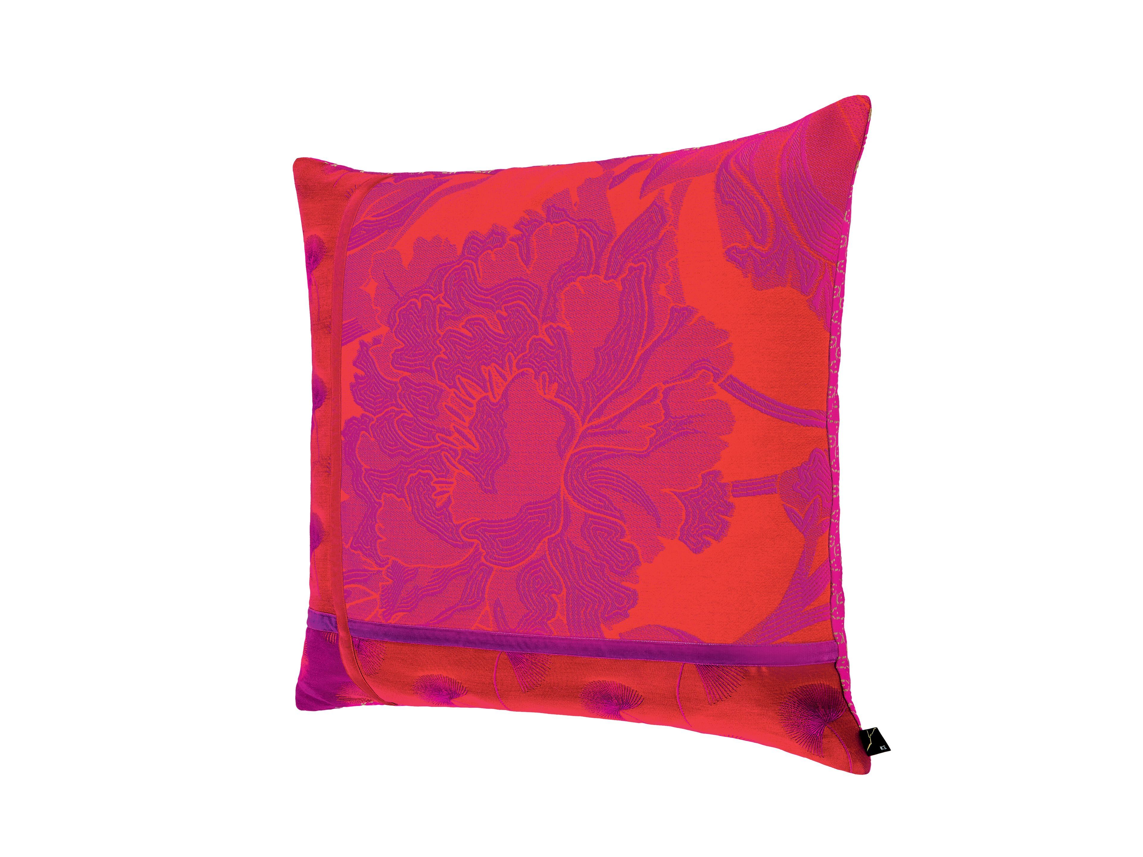 Квадратная подушка из ткани с цветочным рисунком K-3 Hana Pop ARCH-00070346