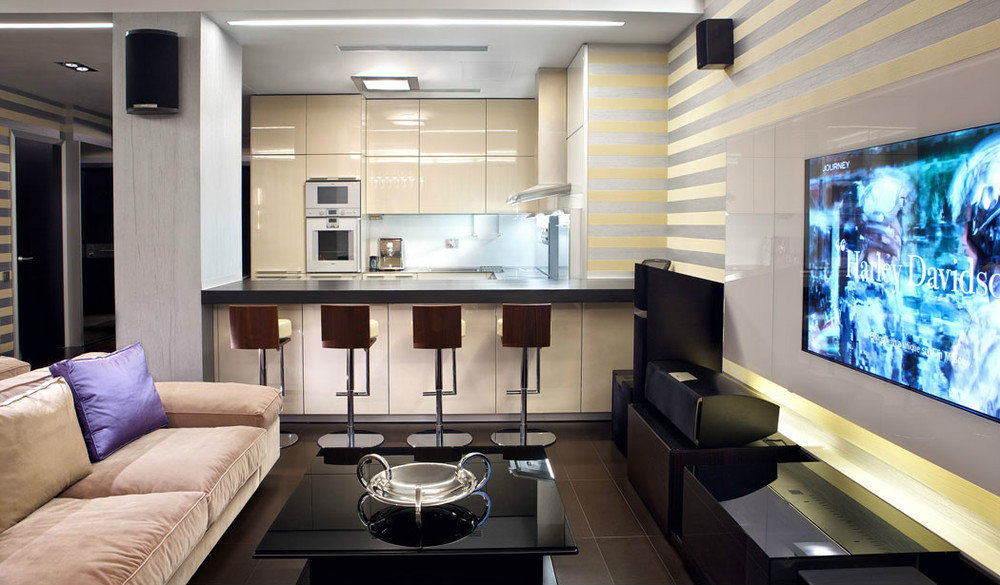 Дизайн кухни-гостиной с барной стойкой | Интерьер, Интерьер квартиры, Высокие потолки
