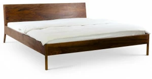 JACOBY Двуспальная кровать из массива дерева