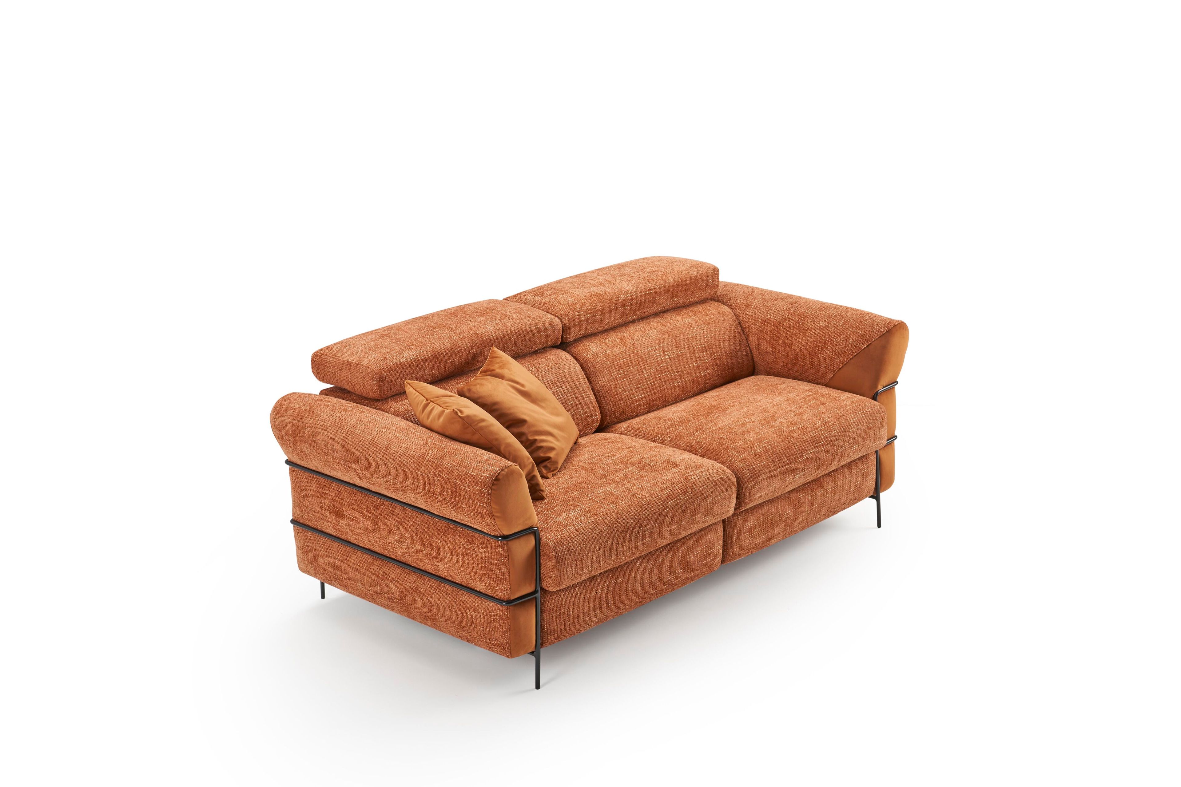 Тканевый диван с подставкой для ног AERRE ITALIA Ionic ARCH-00132625 - Вид №1