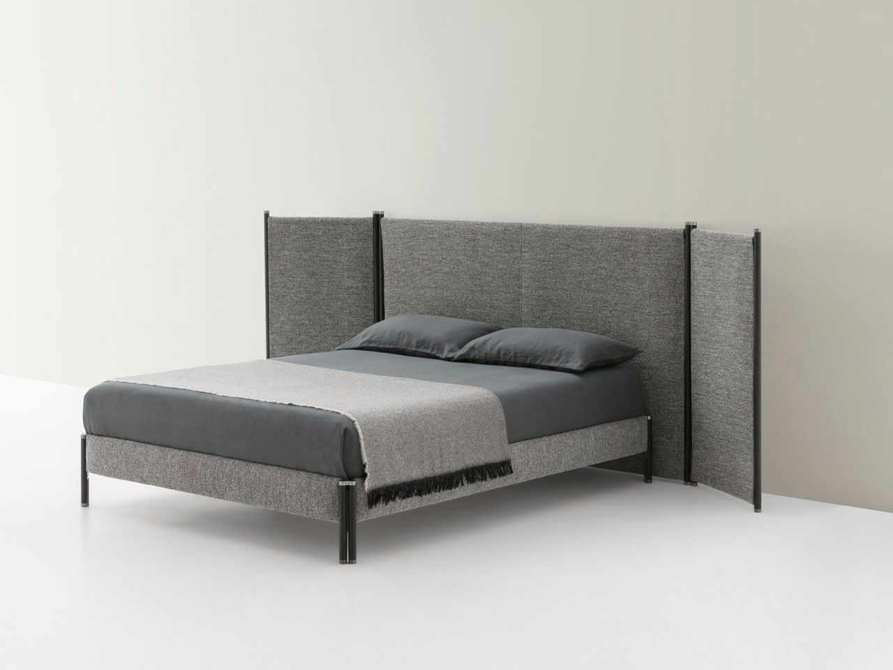 Двуспальная кровать из ткани с мягким изголовьем Pianca BRICOLA ARCH-00079702 - Вид №1