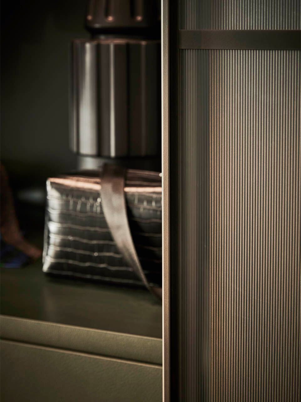 Секционный шкаф из дерева и стекла Pianca MURANO ARCH-00143343 - Вид №5