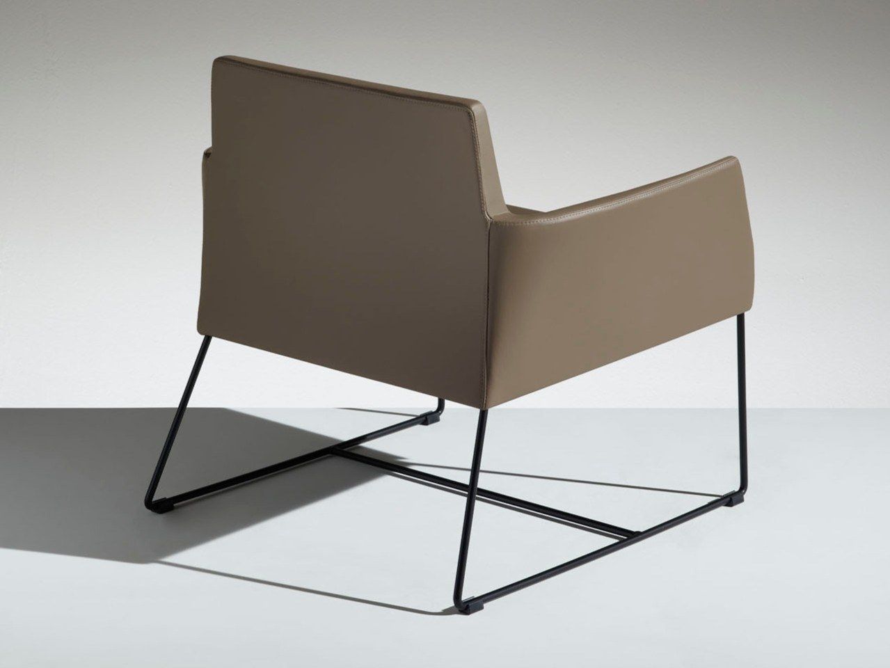 Кресло для саней с подлокотниками LAMM Fleet ARCH-00082606 - Вид №2