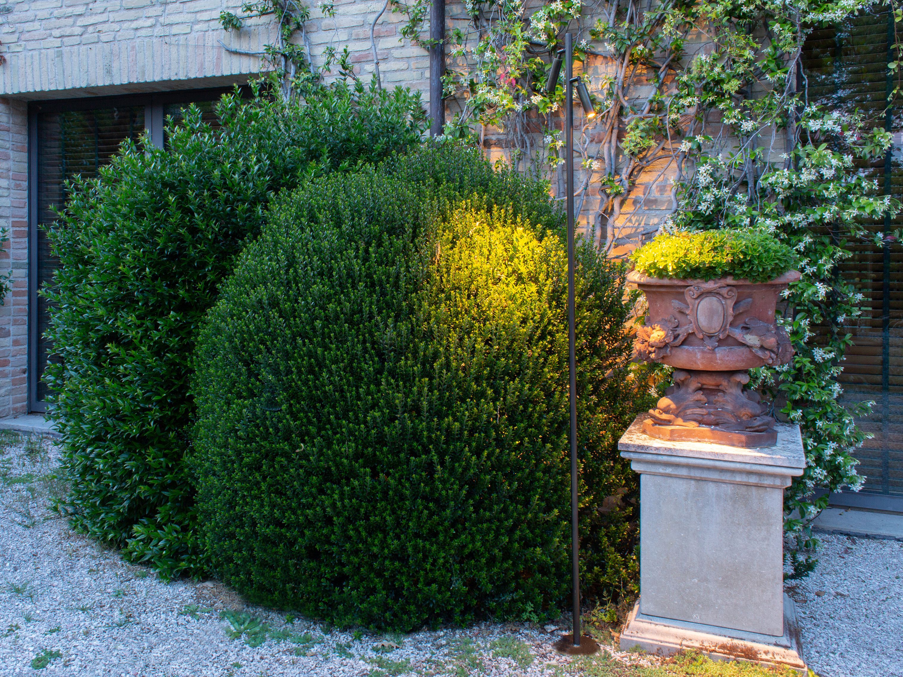 Регулируемый светодиодный наружный прожектор Renzo Serafini TWINS ARCH-00047910 - Вид №2