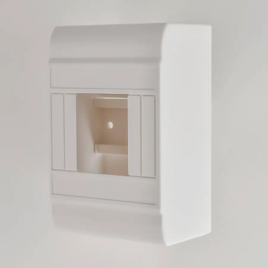 LUXRAY ШРН-П-S4 пластиковый распределительный щит наружный под 4 модуля LEZARD 731-2000-0S4 - Вид №1