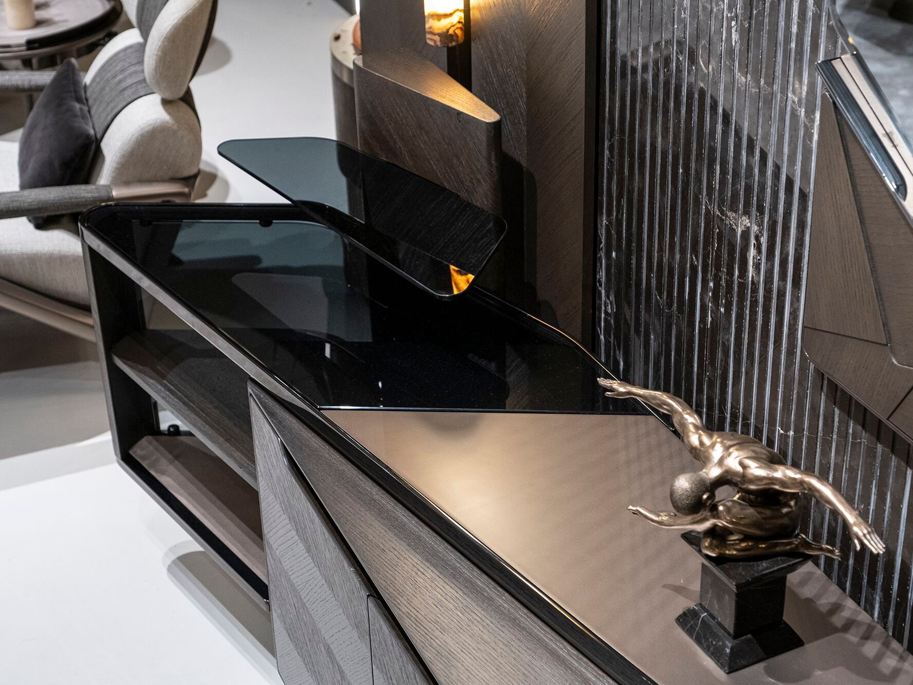 Деревянный шкаф с распашными дверями Zebrano Gioia ARCH-00050697 - Вид №5