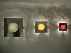 In-es.artdesign Настенный светильник из nebulite® и стали Luna