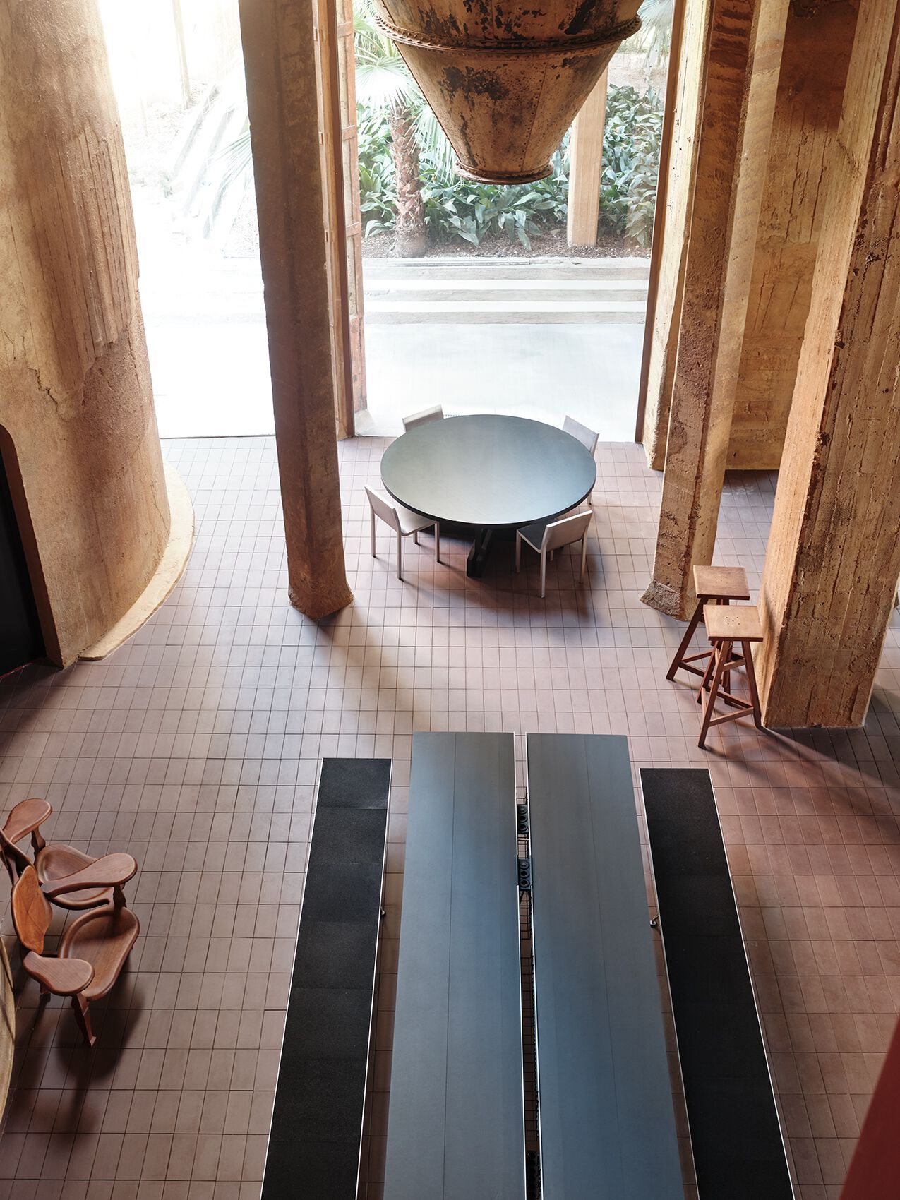 Штабелируемый алюминиевый стул BD Barcelona Stedelijk ARCH-00132726 - Вид №23