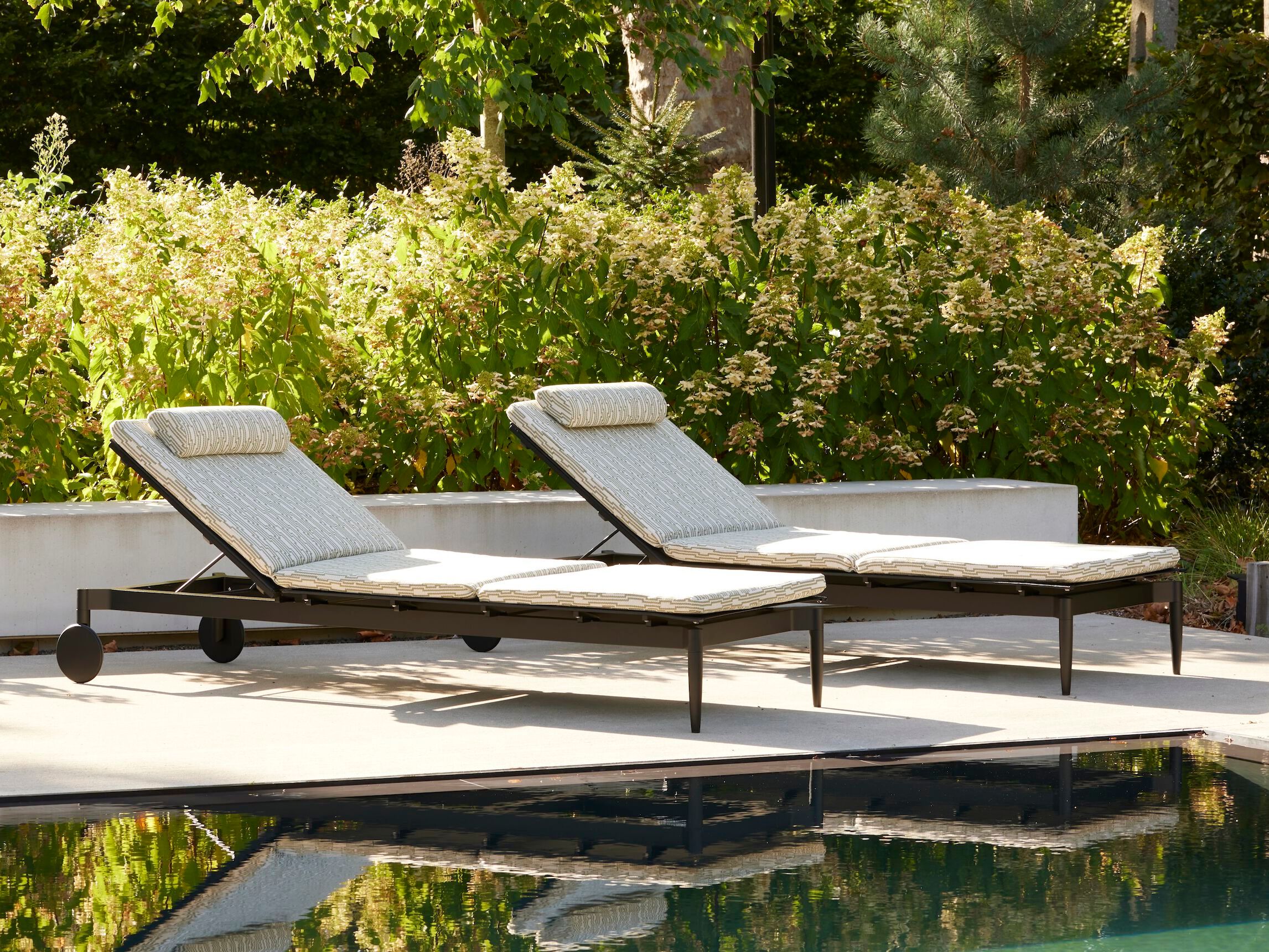 Лежак для сада с колесами Joli Маргарита ARCH-00112140