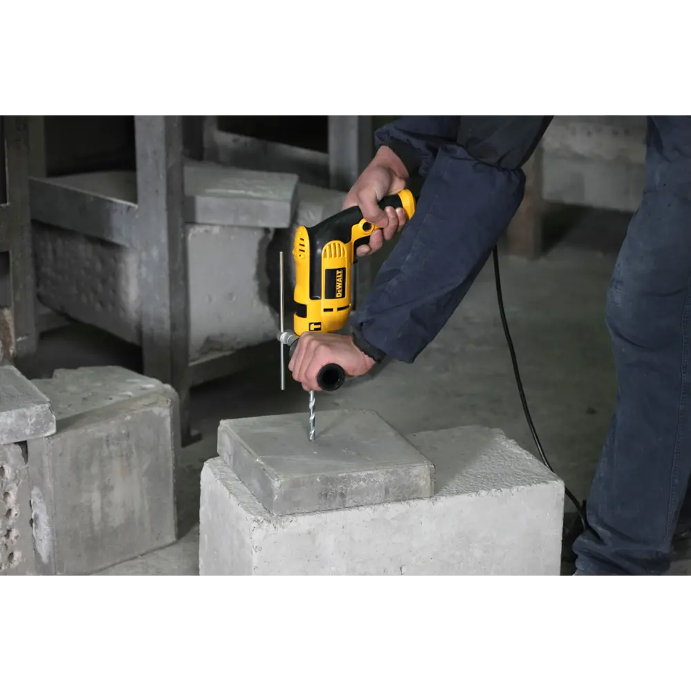 Дрель сетевая ударная DeWalt DWD 024, 650 Вт STLM-2021705 - Вид №3