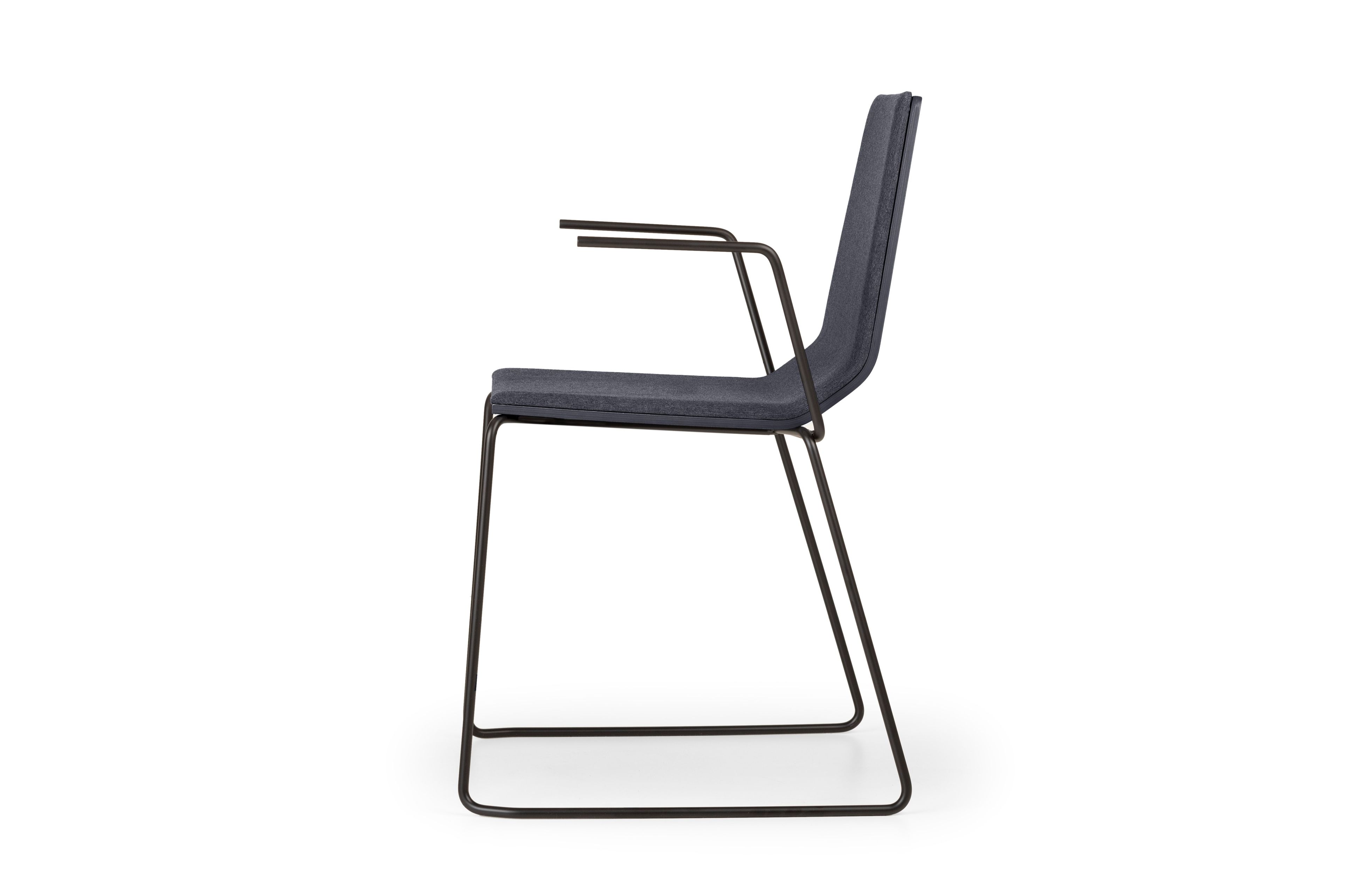 Кресло с подлокотниками со встроенной подушкой True Design ARCH-00046253 - Вид №1