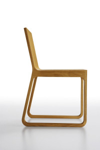 Дубовый стул