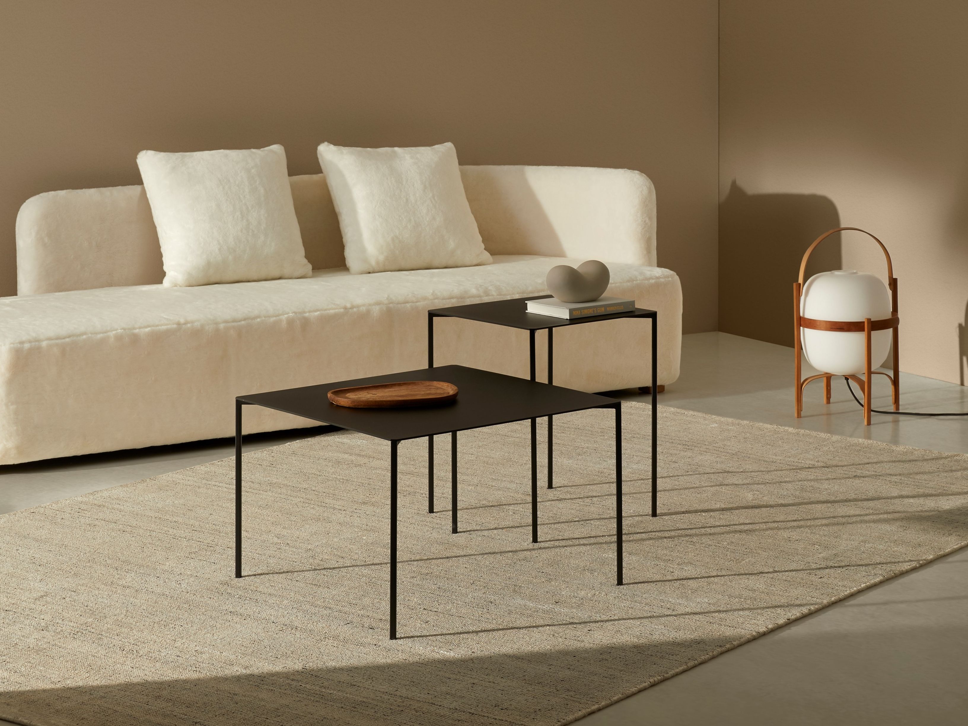 Квадратный металлический журнальный столик Kendo Mobiliario Trazo ARCH-00151775 - Вид №4