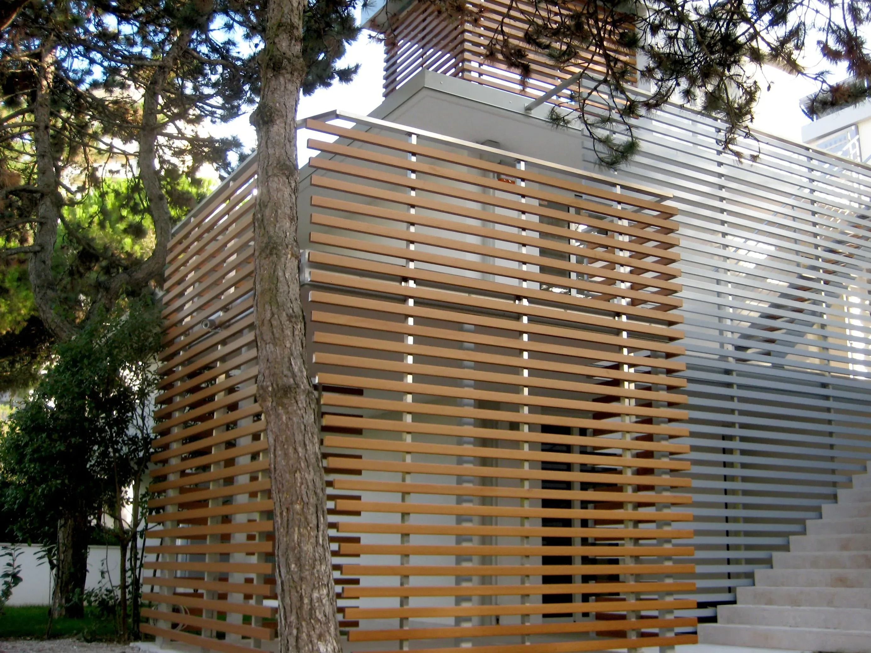 Композитные деревянные ограждения и ограждения Woodn Greenwood Woodn Versatilis ARCH-00028545