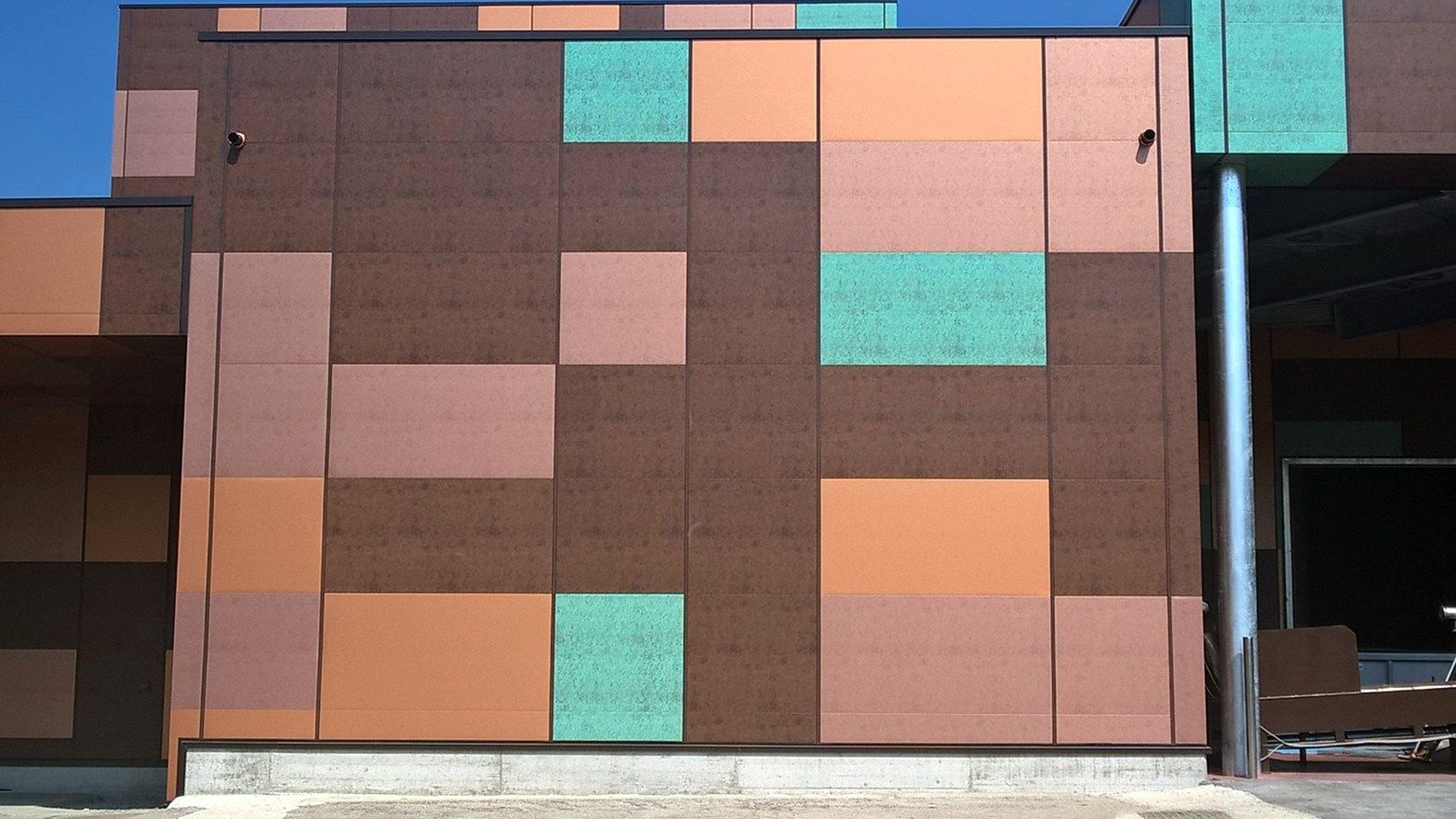 Изолированная металлическая панель для фасада ELCOM SYSTEM ТЕРМОПАРЕТЫ® ARCH-00037807 - Вид №171