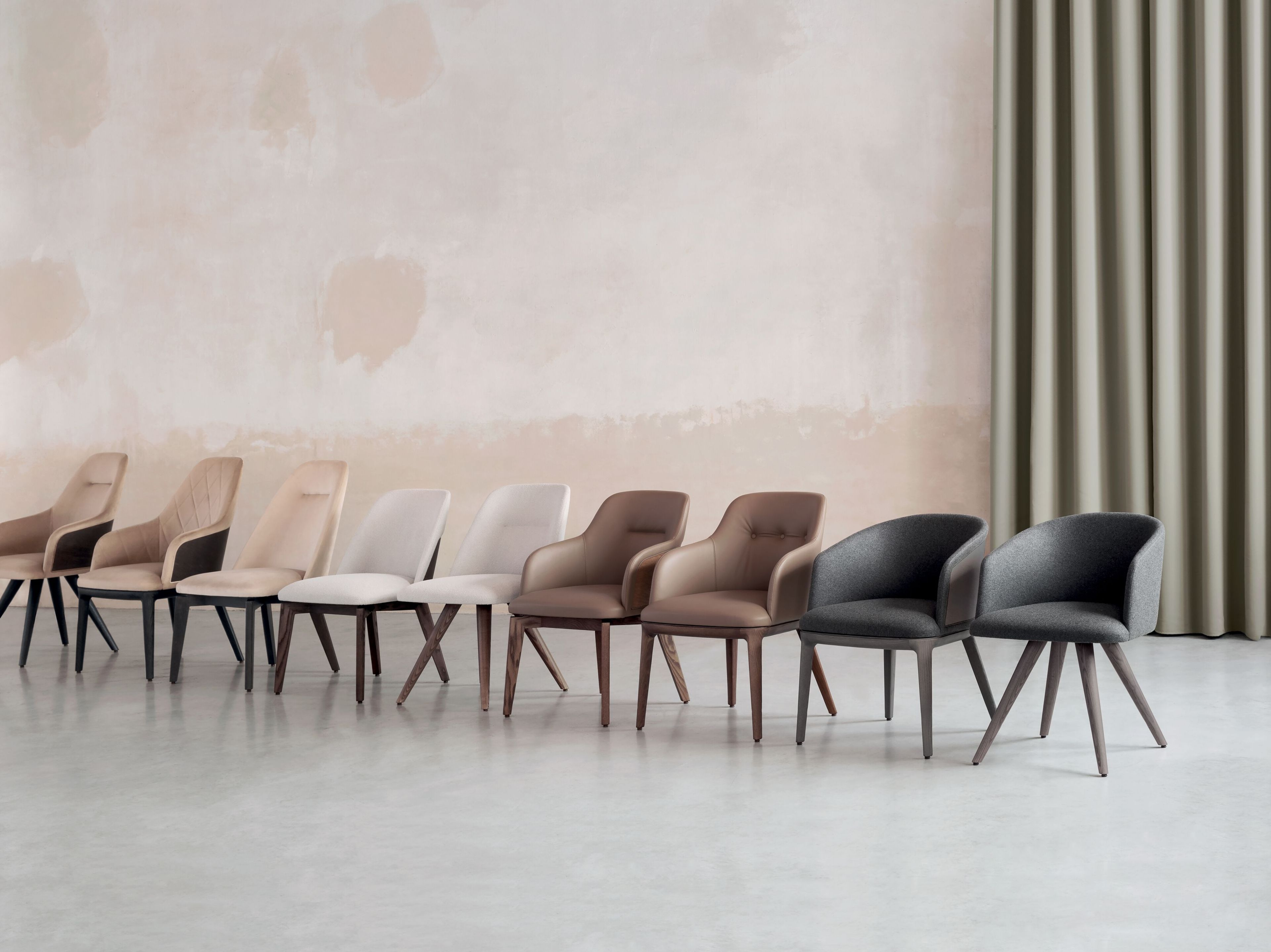 Мягкое деревянное низкое кресло с подлокотниками Riccardo Rivoli Niù ARCH-00080866 - Вид №3