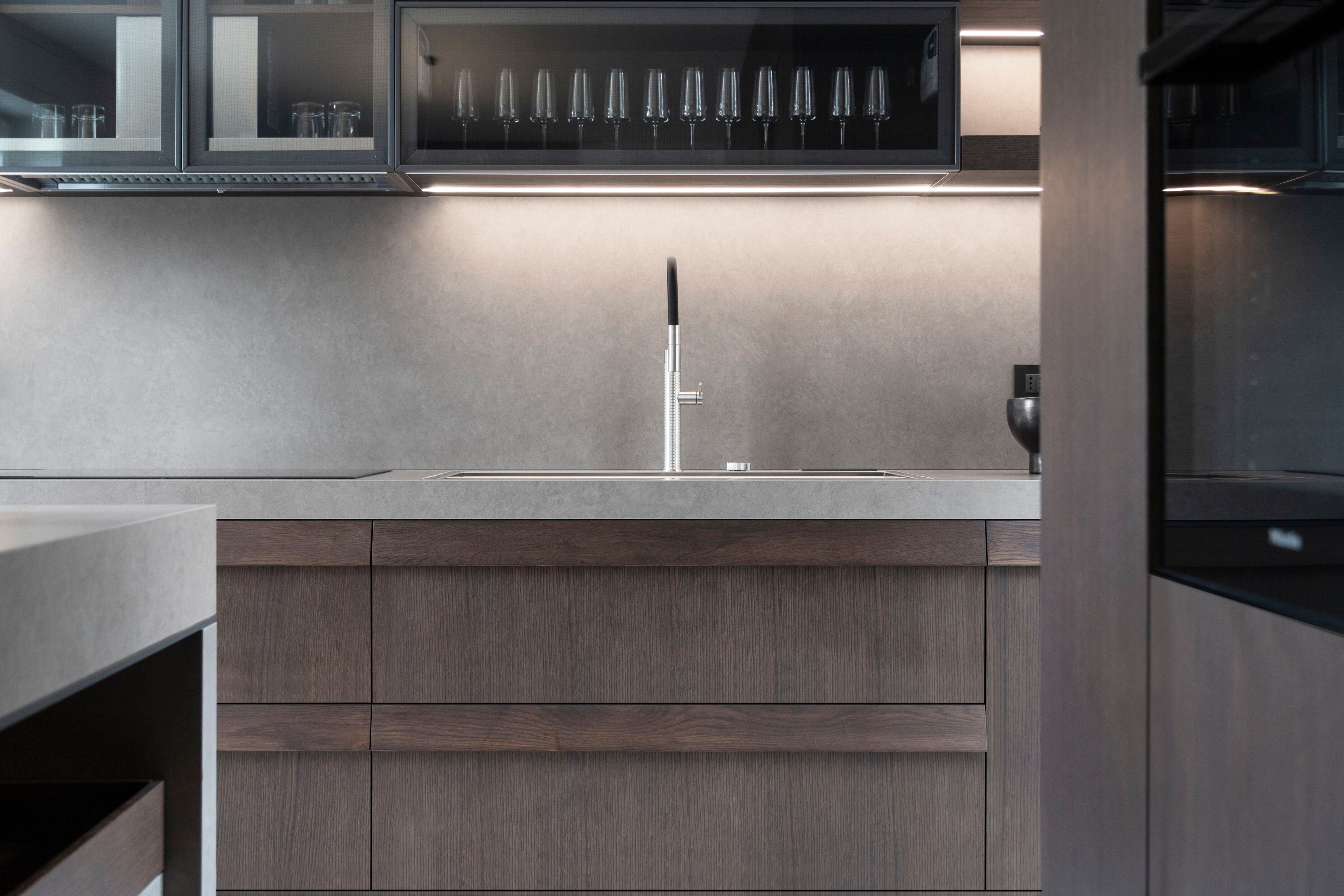 Кухня разработана с трех сторон с центральным островом TM Italia Cucine Авиньон ARCH-00055669 - Вид №6