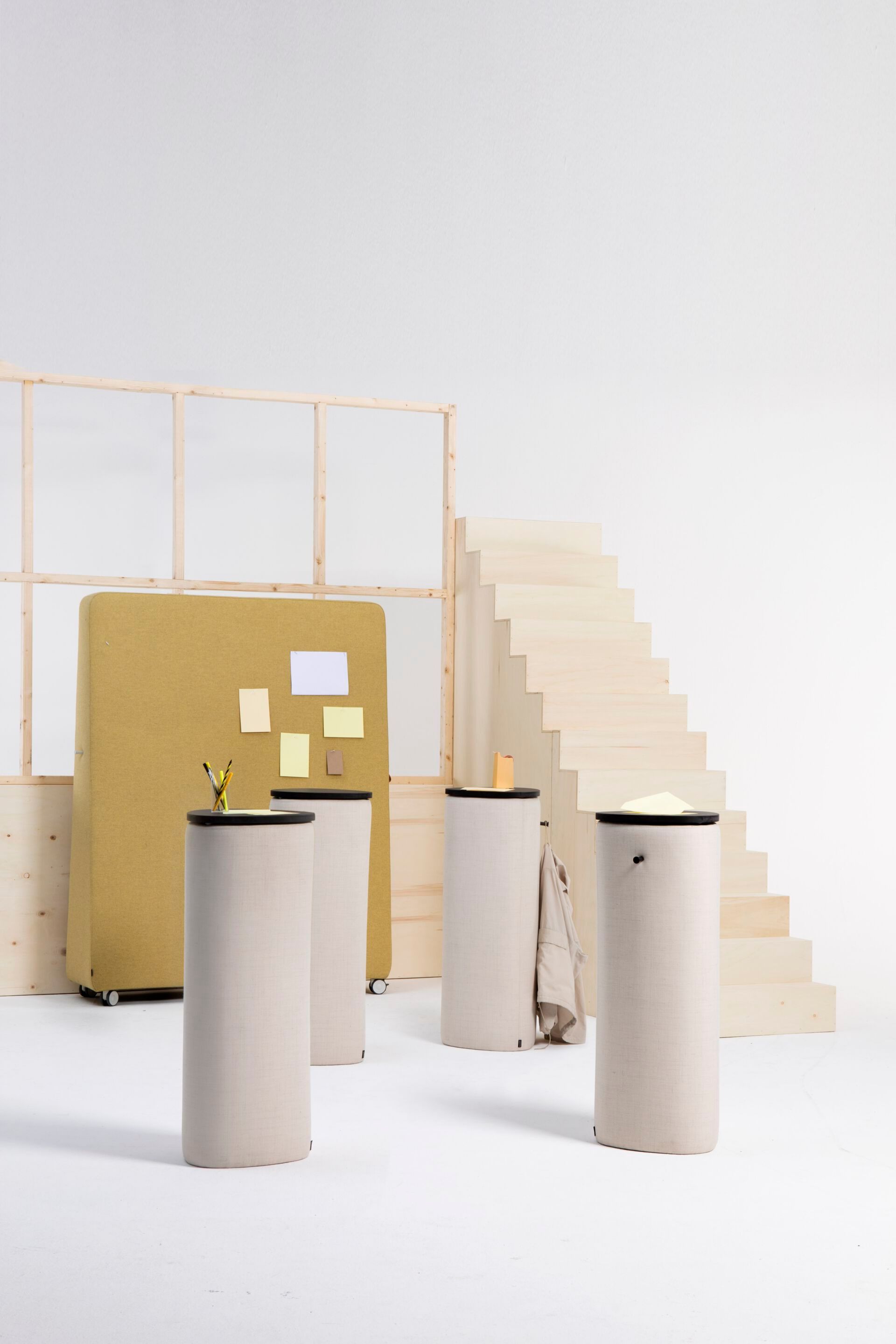 Ткань пьедестал с деревянной столешницей Cascando Pully ARCH-00069878 - Вид №4