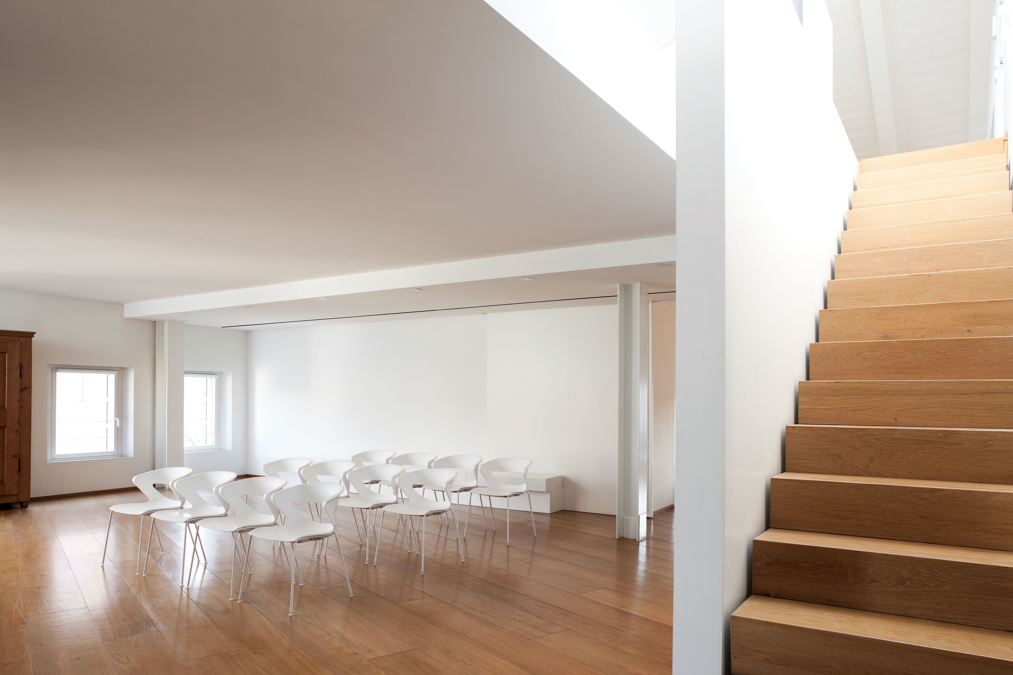 Штабелируемый стул из полипропилена Kastel Kicca ARCH-00006411