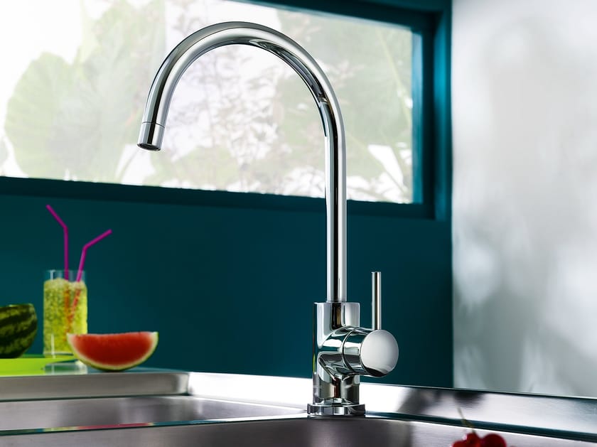 Смеситель для кухни с поворотным изливом Nobili Live ARCH-00095197