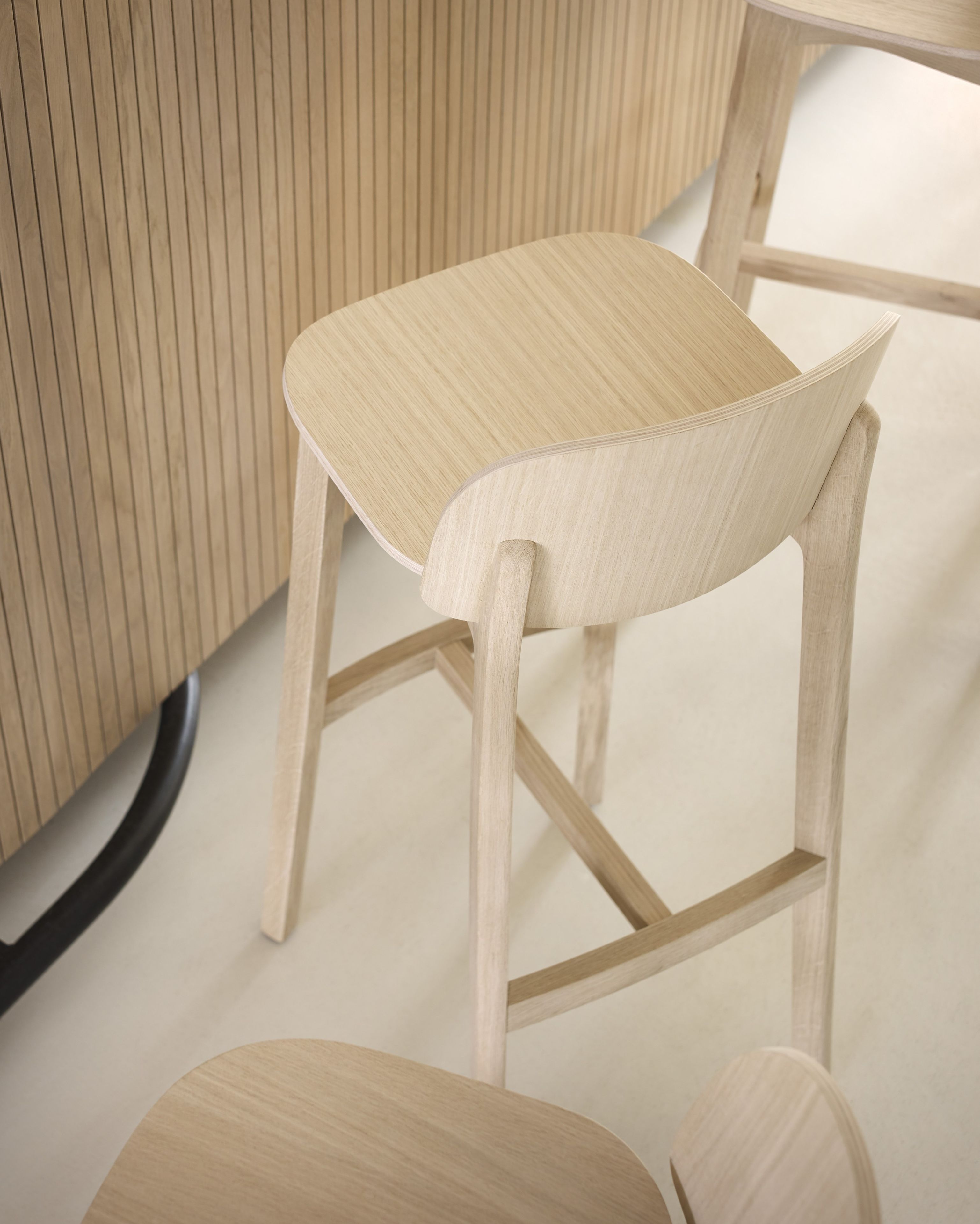 Табурет из массива дерева Bosc Lanas ARCH-00026956 - Вид №5