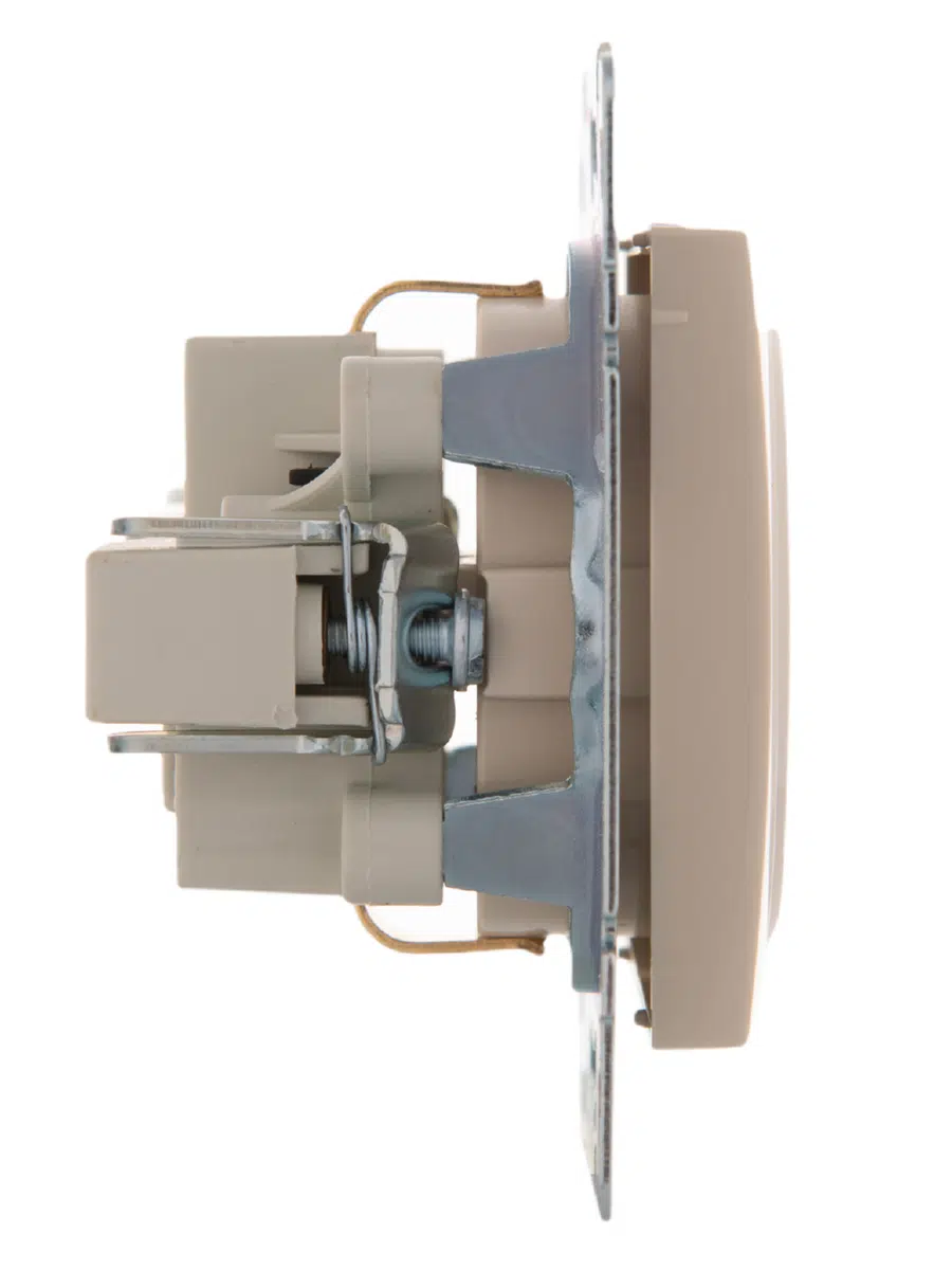 KARINA Розетка сз кремовый LEZARD 707-0388-122В - Вид №4