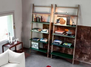 Devina Nais Книжный шкаф с открытой стенкой из массива дерева