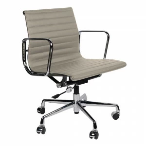 Кресло офисное серое с алюминиевыми подлокотниками Eames Style Ribbed Office Chair EA 117 SOHO DESIGN ДИЗАЙНЕРСКИЕ 00-3886259 Розовый