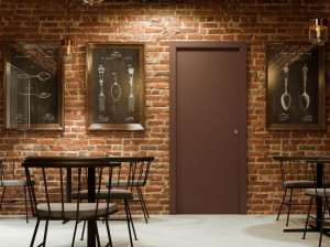 Деревянная дверь