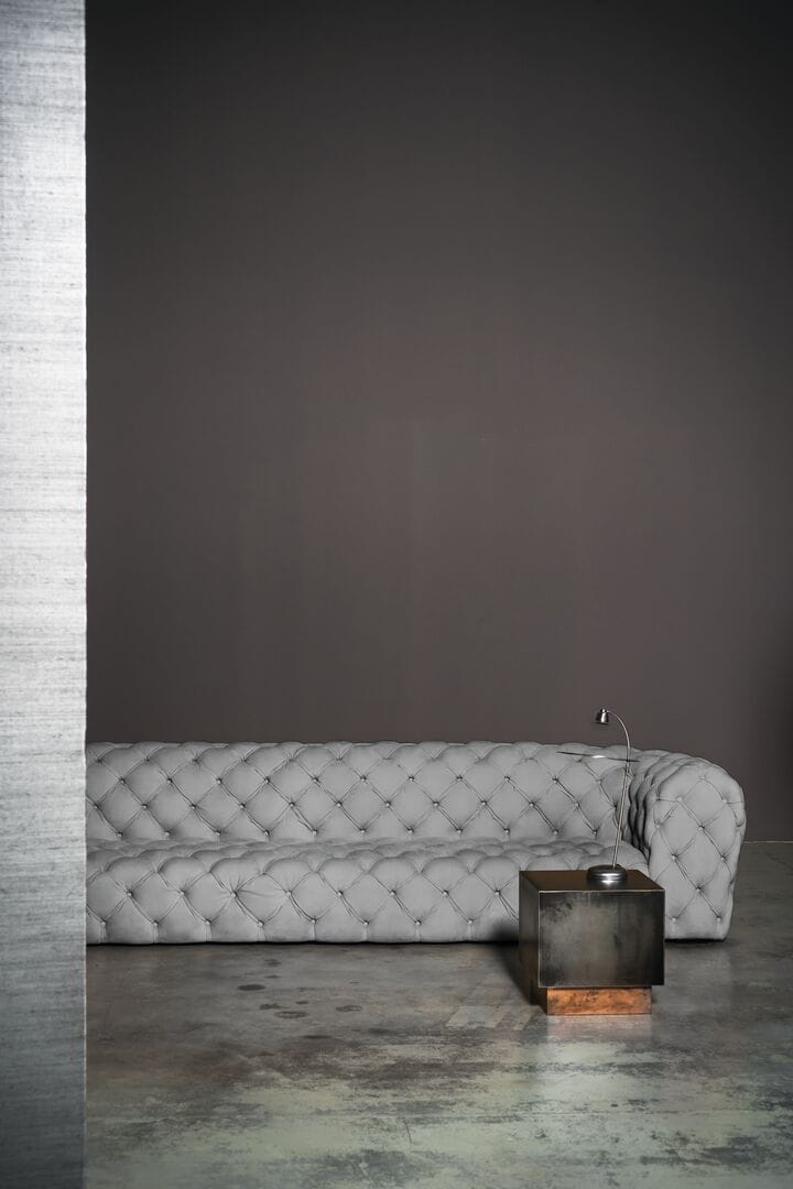 Кожаный линейный капитонный диван Baxter Chester moon ARCH-00091790 - Вид №7