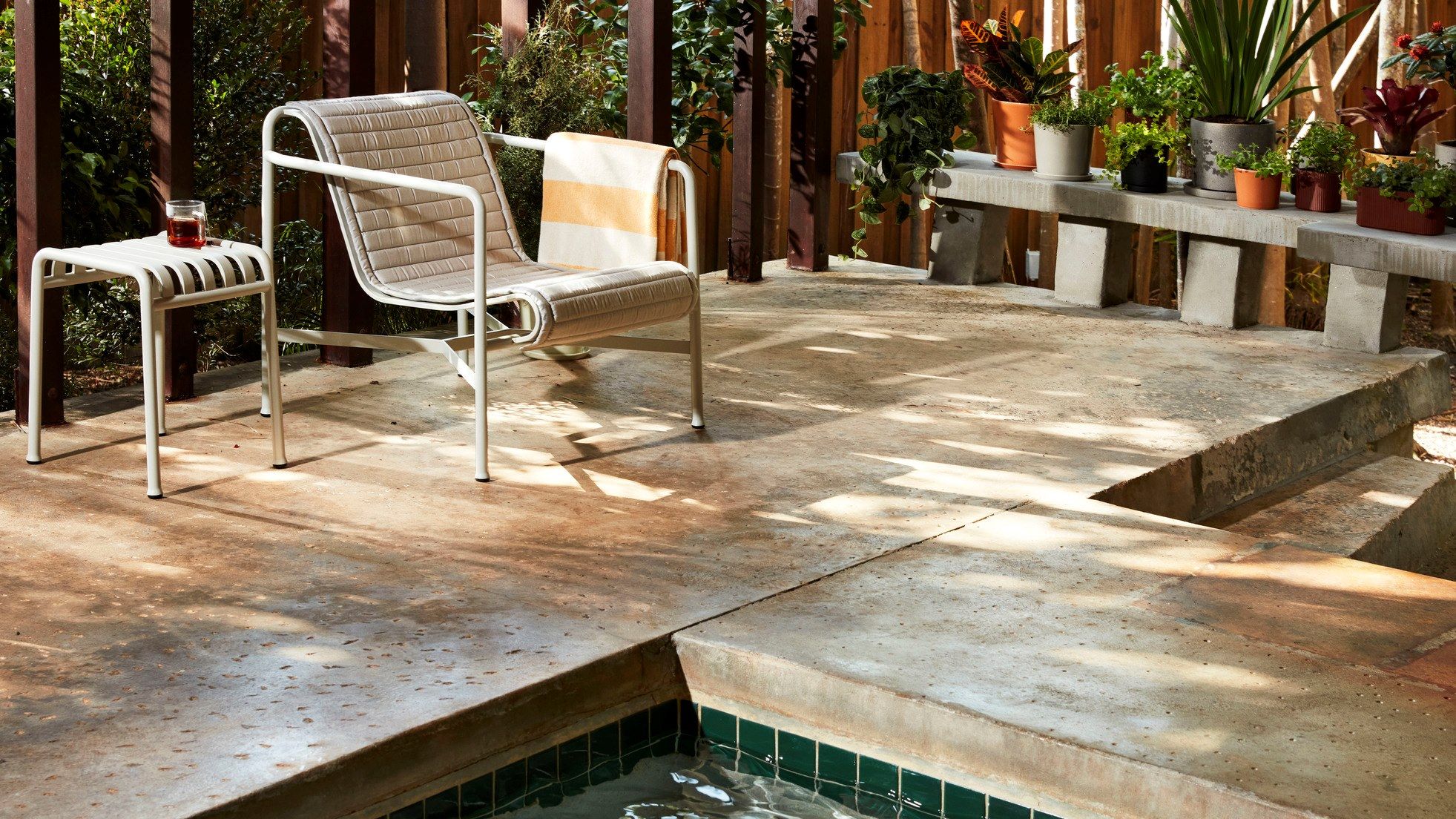 Стальное садовое кресло с подлокотниками Hay Палисад ARCH-00128999 - Вид №23