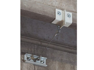 Удерживающая система панели через стальную тягу